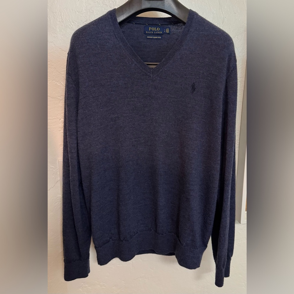 Polo Ralph Lauren Men's V-Neck Sweater in Navy 100% Merino Wool Blue
